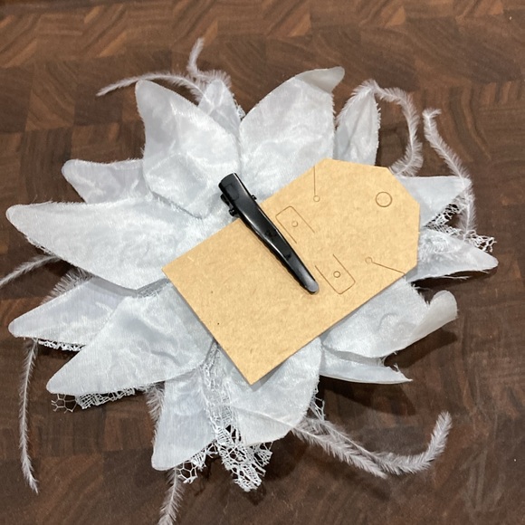 Powder Blue Hair Accessory - Picture 2 of 3